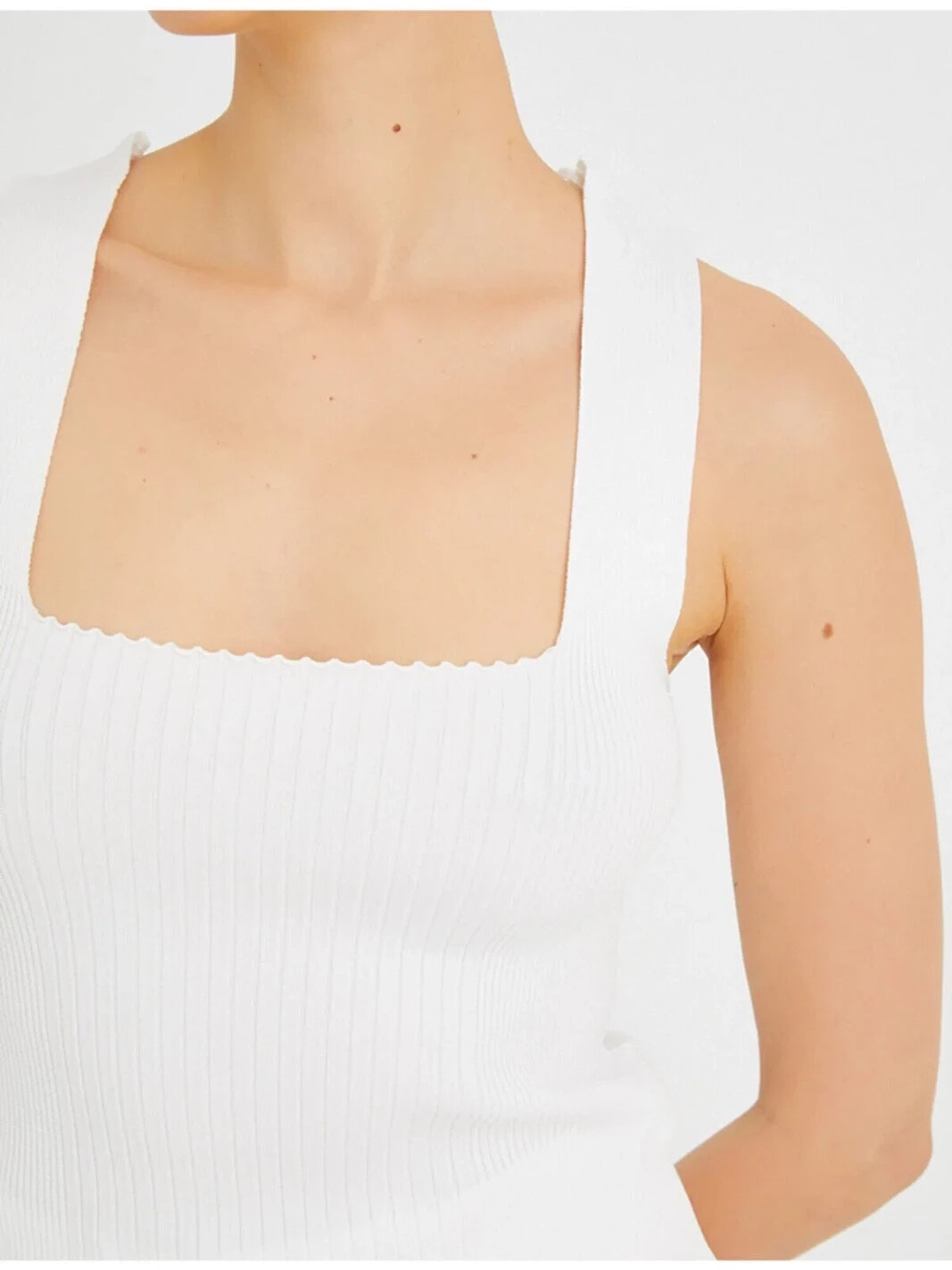 e90c9b27e9776bd70fcc756e17a5605e6d3cba29-1