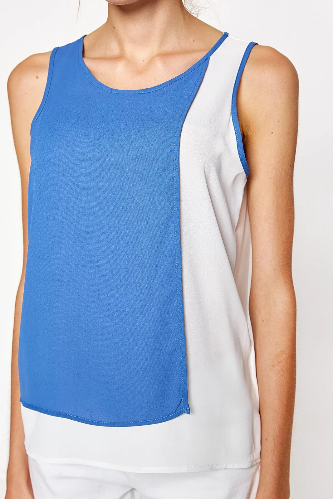 0bd6a8c55071cdc96ed307692934fafdcf56efec