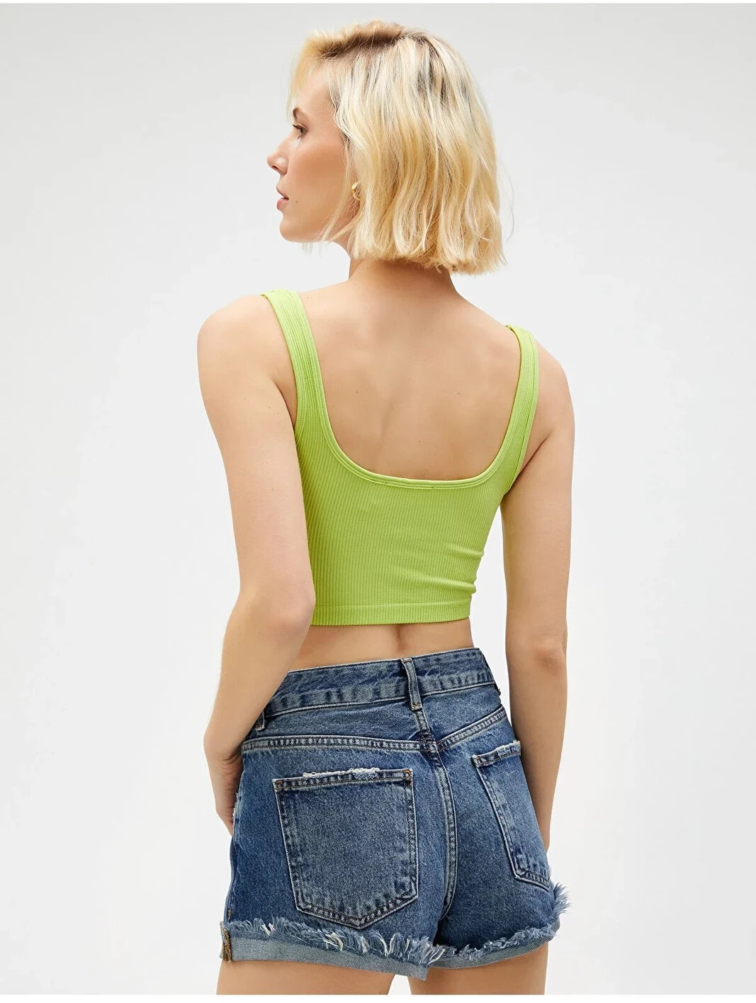 6e4155883c8d524d3329b20f854f9ef0b5902073